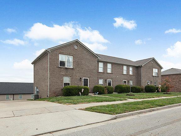 2nd image of 907 Weeping Willow Dr