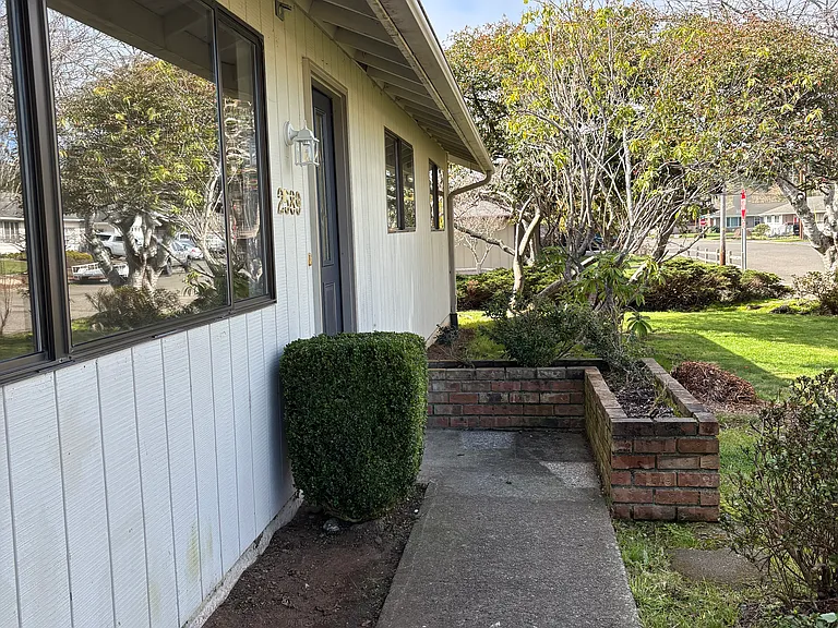 2589 14th St — Photo 3