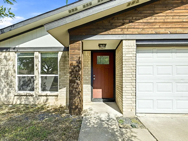 11104 Ptarmigan Dr — Photo 2