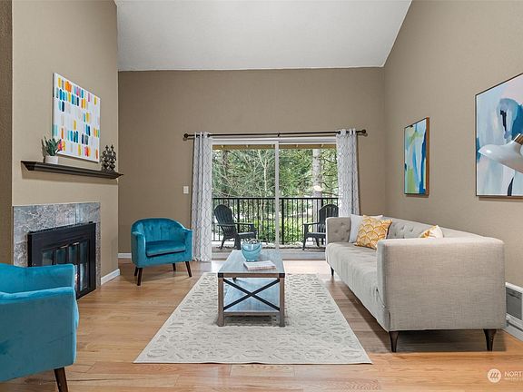 2nd image of 14755 NE 50th Pl APT K7
