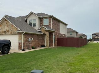 5001-5003 Sanger Circle Dr, Sanger, TX 76266