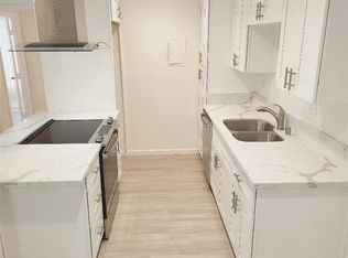 1040 W Macarthur Blvd APT 41, Santa Ana, CA 92707
