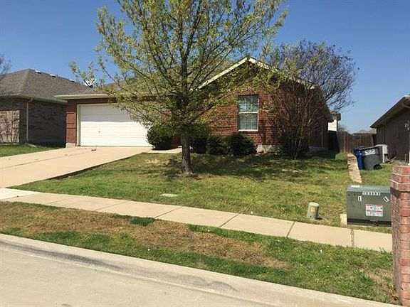 2nd image of 1461 Water Lily Dr