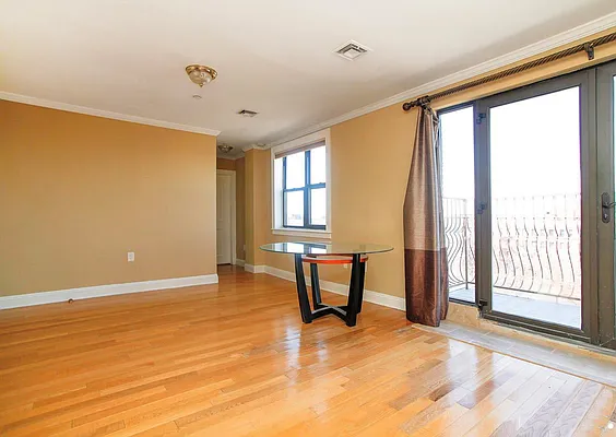 Rented by Douglas Elliman | media 25