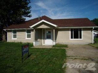 4709 Hill Dr, Saint Joseph, MO 64503