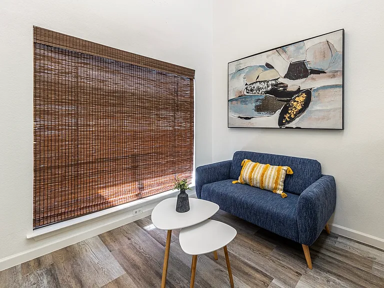 2815 Rio Grande St #204 — Photo 1