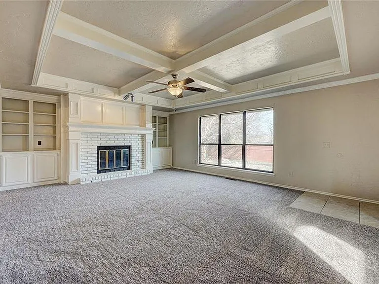 19804 Harness Ct — Photo 3