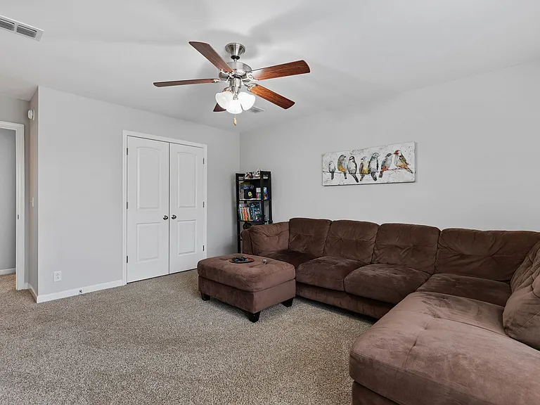 3213 Mapleside Ln — Photo 24