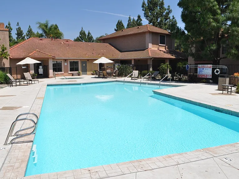 12063 Alta Carmel Ct #164 — Photo 18