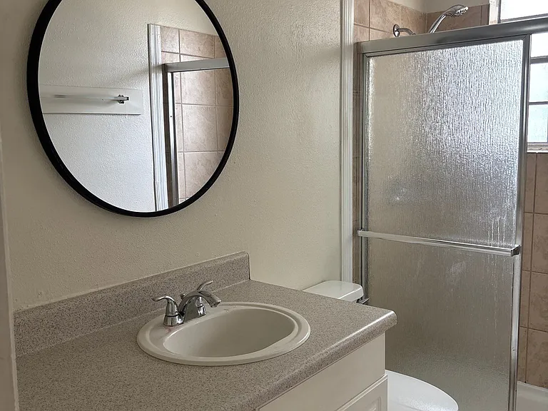 8352 Homeport Ct #1A — Photo 15