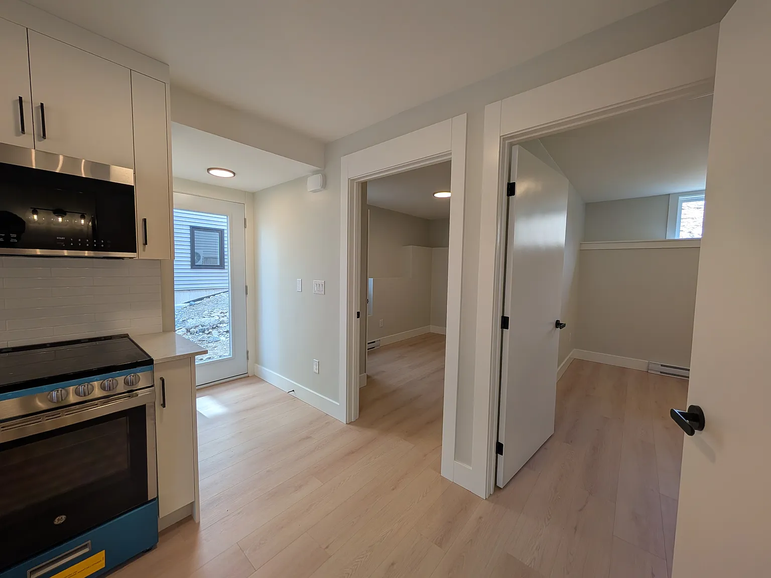 2 bed, $1,850 — Photo 4