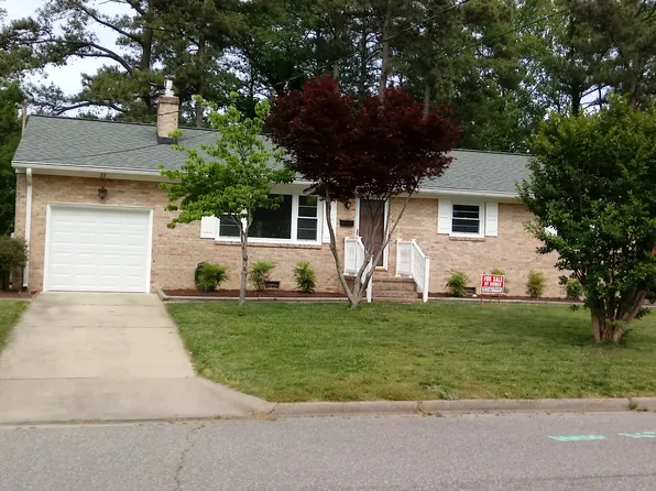22 Huguenot Rd, Newport News, VA 23606