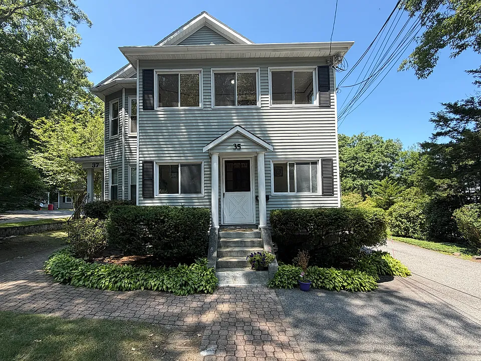 35 Spring St #2