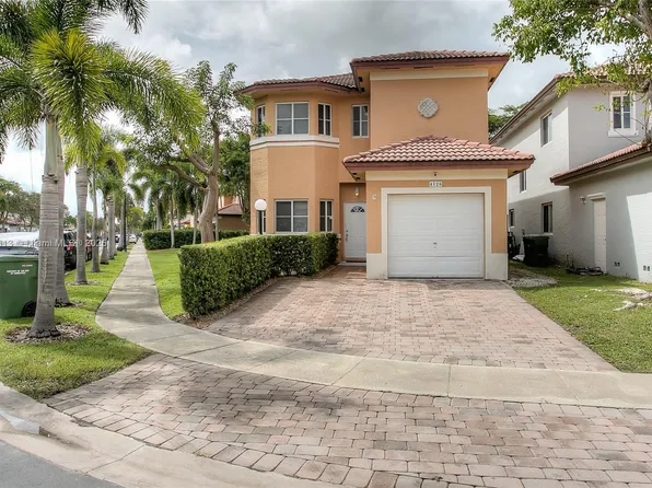 4126 NE 11th Dr, Homestead, FL 33033