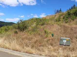 662 Brooks Loop #40, Sutherlin, OR 97479