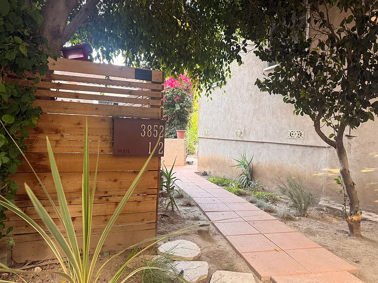 3852 Elm Ave #1/2 — Photo 3