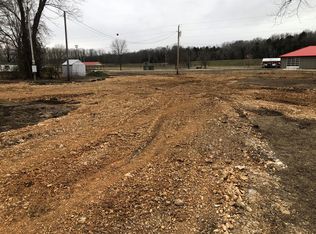 90 Creek St, Big Sandy, TN 38221