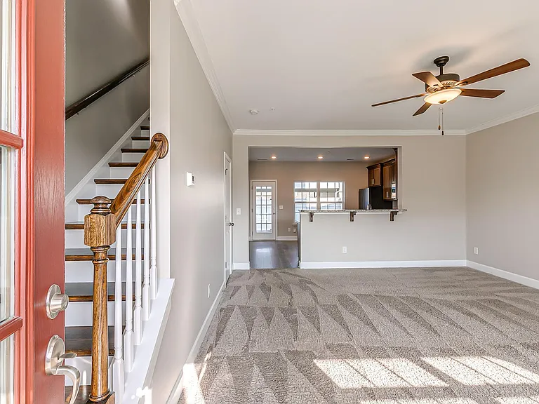 252 Mary Ann Cir — Photo 5