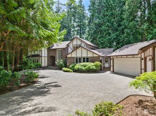 13715 NE 36th Pl, Bellevue, WA