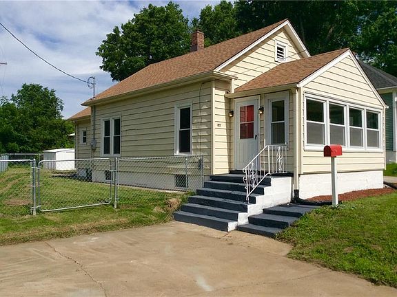 Home is at end of a non-thru street. Not much traffic here.