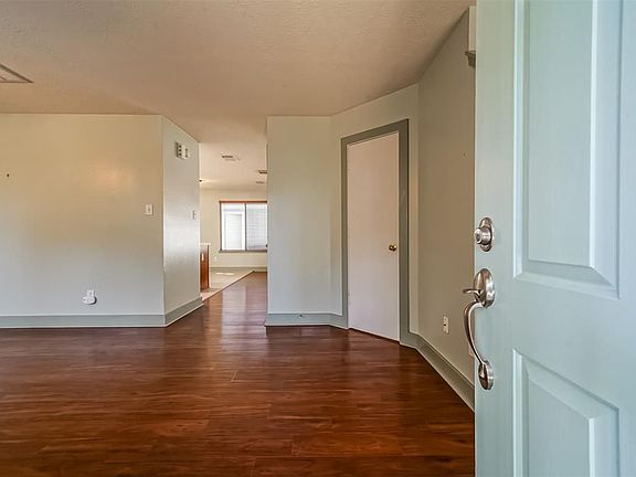 5th image of 18831 Atasca Oaks Dr