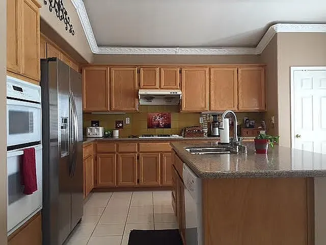 955 Sterling Cir — Photo 8