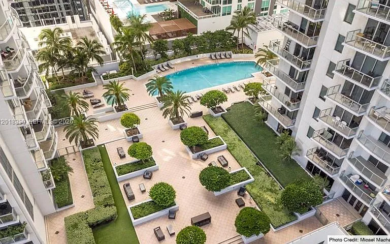1050 Brickell Ave #2706 — Photo 5