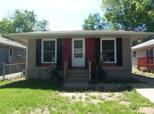 1502 Walnut Dr, Round Lake Beach, IL
