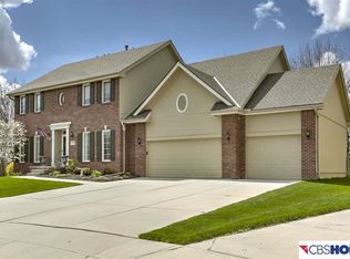 17015 O Cir, Omaha, NE 68135