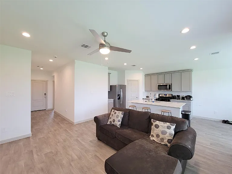 7919 Grey Wolfe Ln — Photo 7