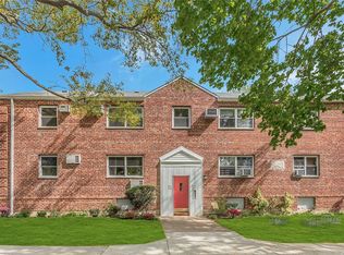 81-55 156th Ave #2R, Howard Beach, NY 11414