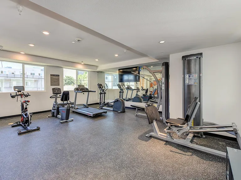 1446 Sunset Residences LLC — Photo 24