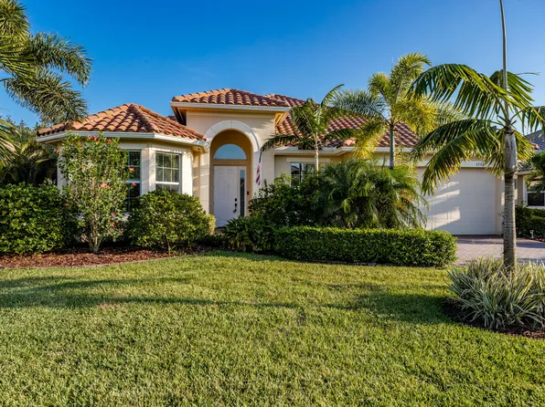 4247 DIAMOND Square, Vero Beach, FL 32967