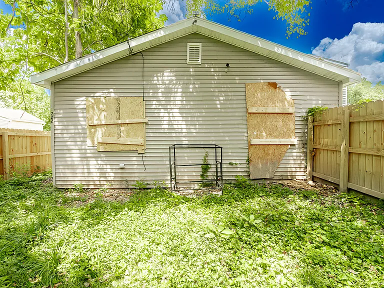1722 Gallagher St — Photo 2