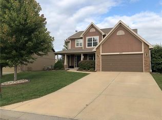 489 S 138th St, Bonner Springs, KS 66012