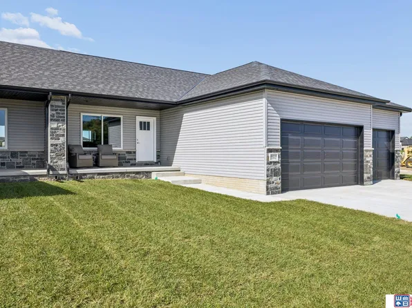 9419 S 82nd St, Lincoln, NE 68516