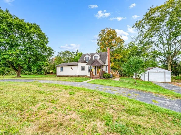 1141 Beechwood Rd, Salem, OH 44460