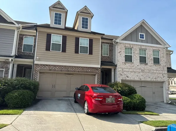 3272 Clear View Dr, Snellville, GA 30078