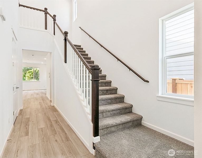 3rd image of 4615 85th Avenue NE #30