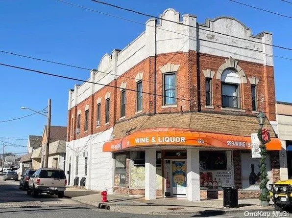 196 Rockaway Avenue, Valley Stream, NY 11580