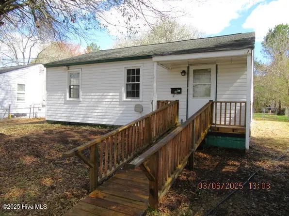 416 New River Drive, Jacksonville, NC 28540