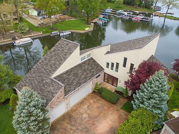2nd image of 61 Ibis Dr