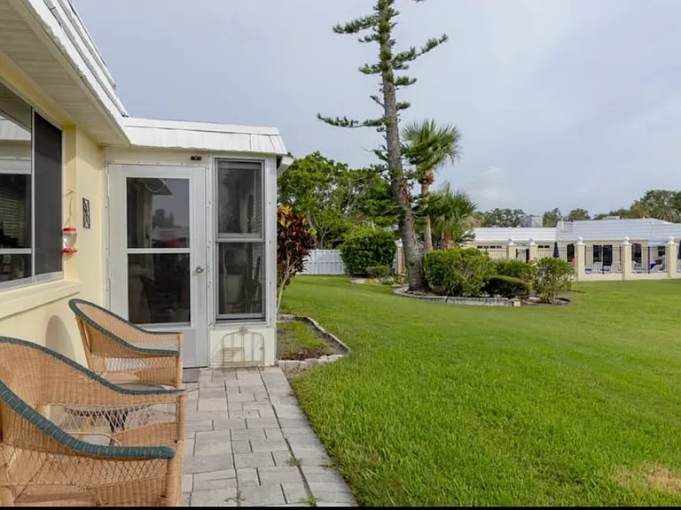 5888 Driftwood Pl — Photo 18
