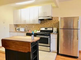 234 8th St APT 3, Brooklyn, NY 11215