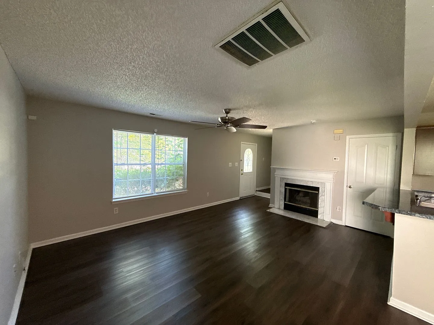 A0971-1601 Elk Creek Court — Photo 3
