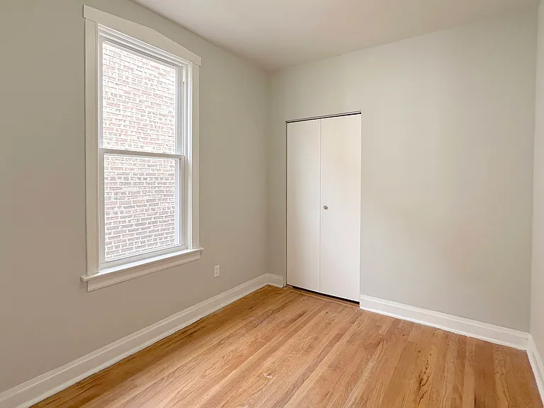 3134 W 42nd St #2 — Photo 6