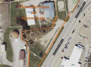 Woodlawn Ave, Atchison, KS 66002