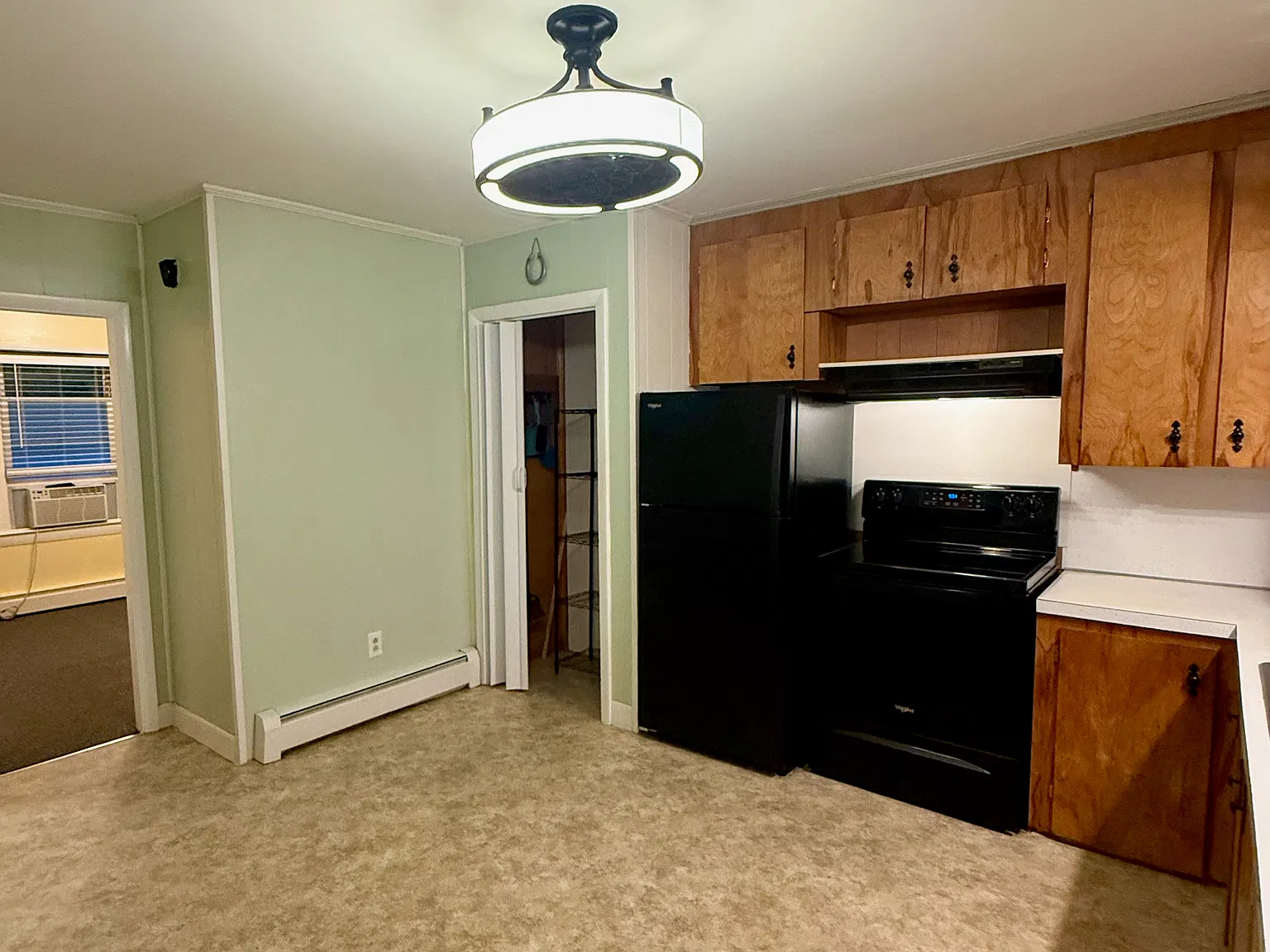 2 bed, 800 sqft, $1,750 — Photo 2