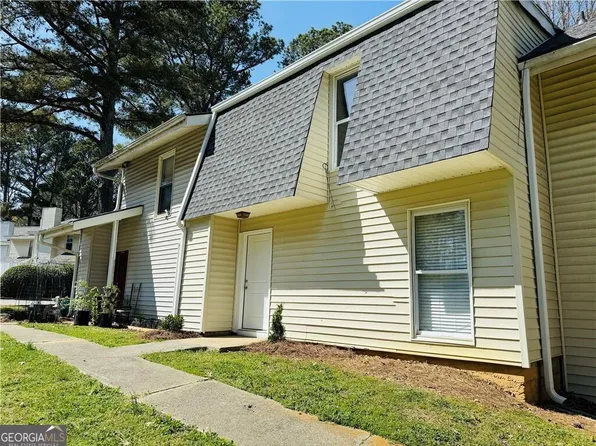 4383 Idlewood Ln, Tucker, GA 30084