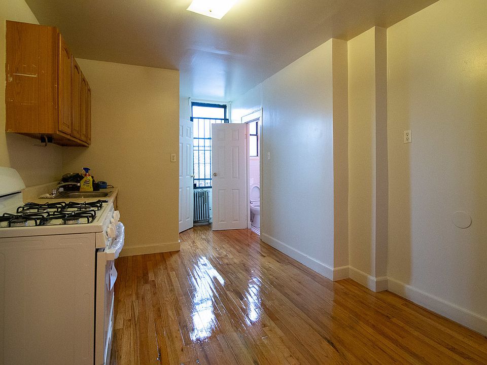 1st image of 250 Stagg St #3G
